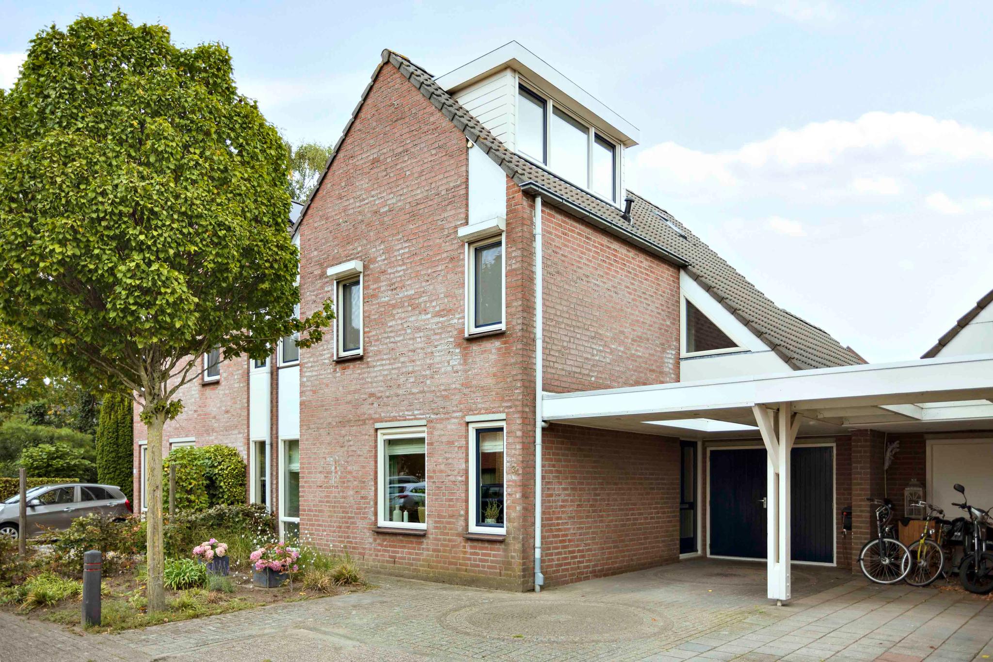 Huizen te koop in Heeswijk-Dinther - HDL Makelaars | Heeswijk-Dinther